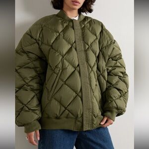 WARDROBE.NYC Quilted Reversible Bomber Jacket